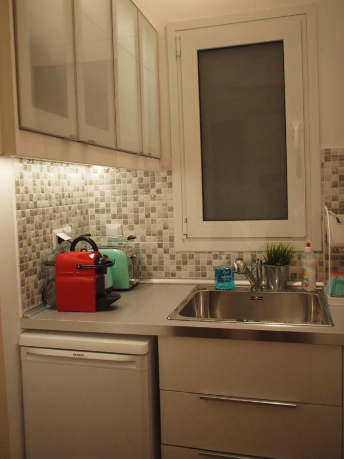 Charming Studio Posh Quartier Athen Eksteriør billede