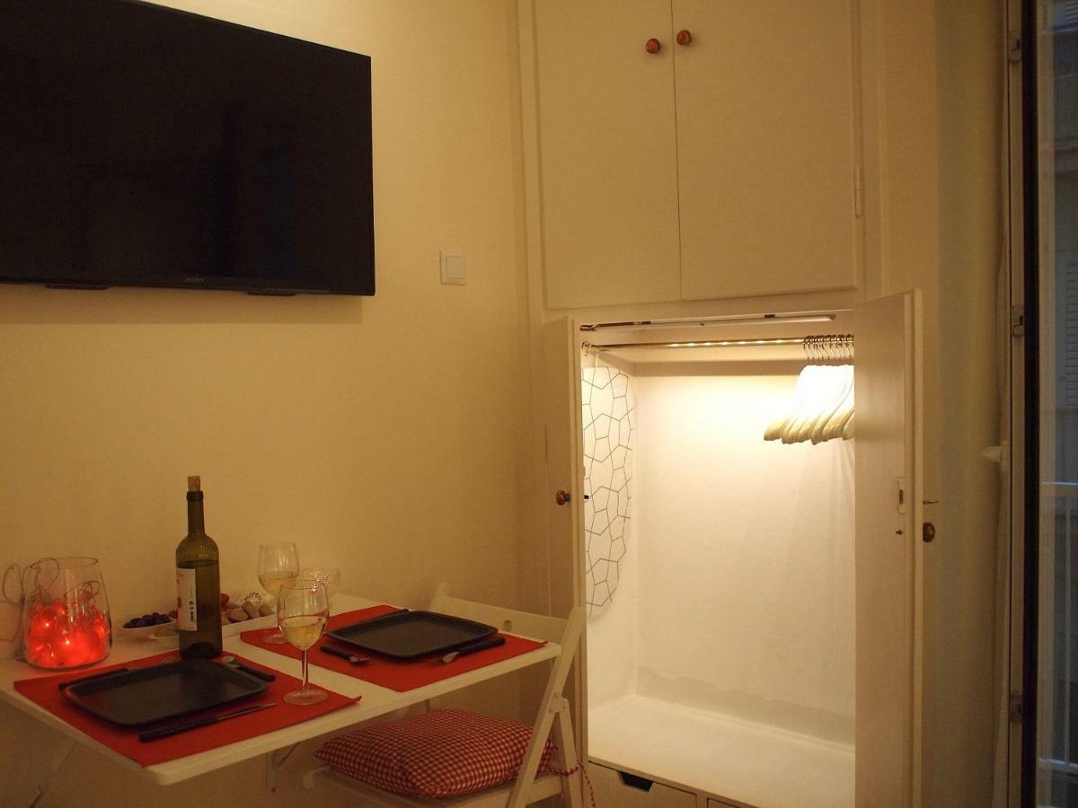 Charming Studio Posh Quartier Athen Eksteriør billede