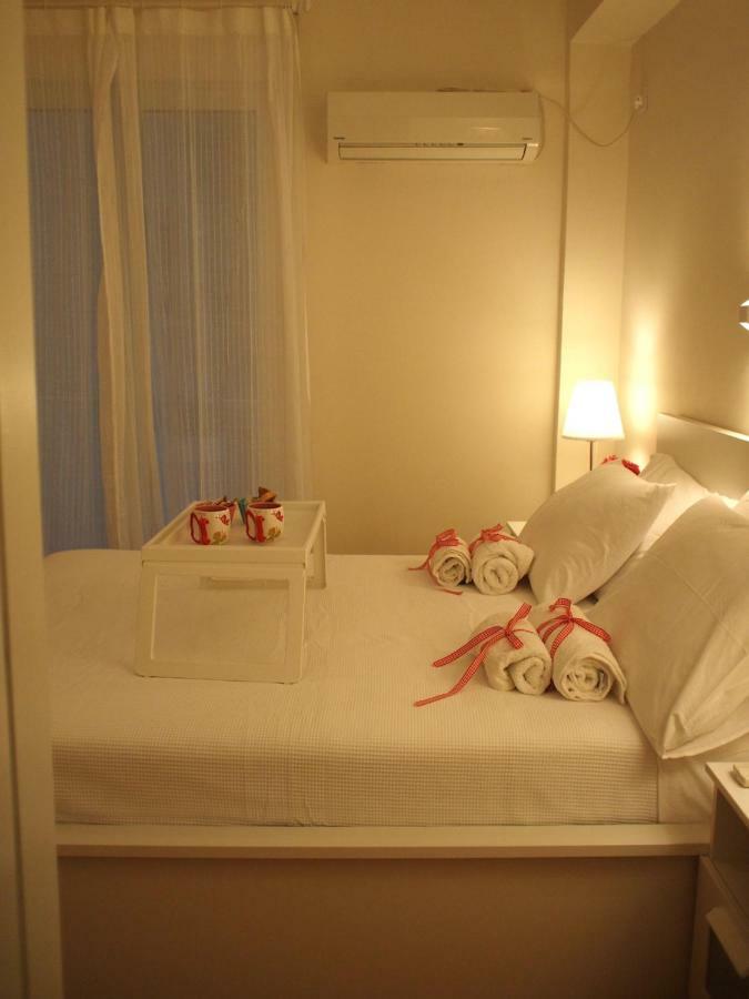 Charming Studio Posh Quartier Athen Eksteriør billede